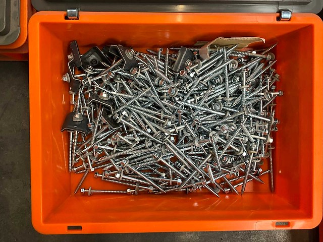 Partij bevestigingsmaterialen en uitvulplaatjes - afbeelding 6 van  22