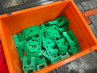 Partij bevestigingsmaterialen en uitvulplaatjes - afbeelding 10 van  22