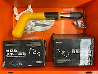 Partij bevestigingsmaterialen en uitvulplaatjes - afbeelding 16 van  22