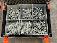 Partij bevestigingsmaterialen en uitvulplaatjes - afbeelding 18 van  22