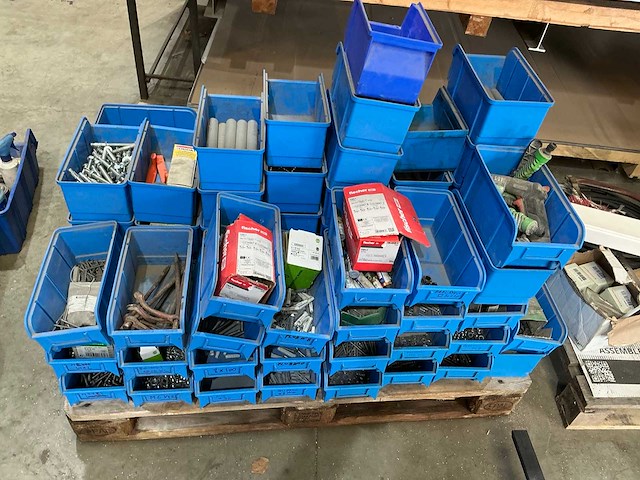 Partij bevestigingsmaterialen - afbeelding 2 van  4