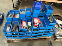 Partij bevestigingsmaterialen - afbeelding 2 van  4