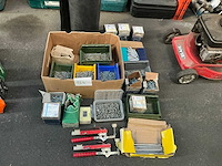 Partij bevestigingsmaterialen - afbeelding 1 van  3