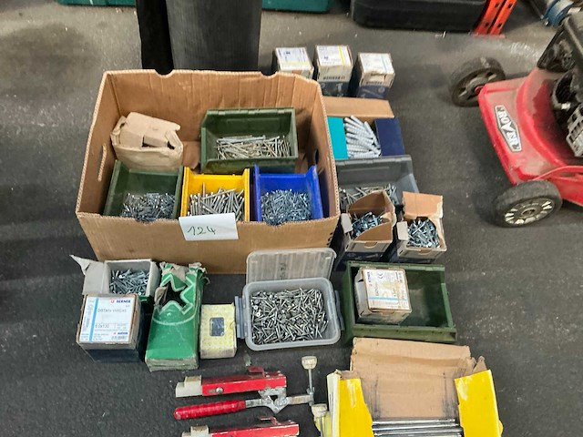 Partij bevestigingsmaterialen - afbeelding 2 van  3