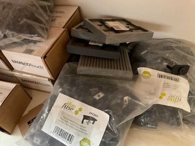 Partij bevestigingsmaterialen - afbeelding 8 van  9