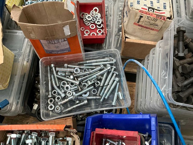 Partij bevestigingsmaterialen - afbeelding 13 van  16