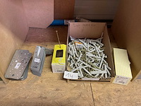 Partij bevestigingsmaterialen