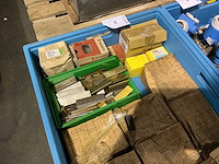 Partij bevestigingsmaterialen - afbeelding 2 van  6