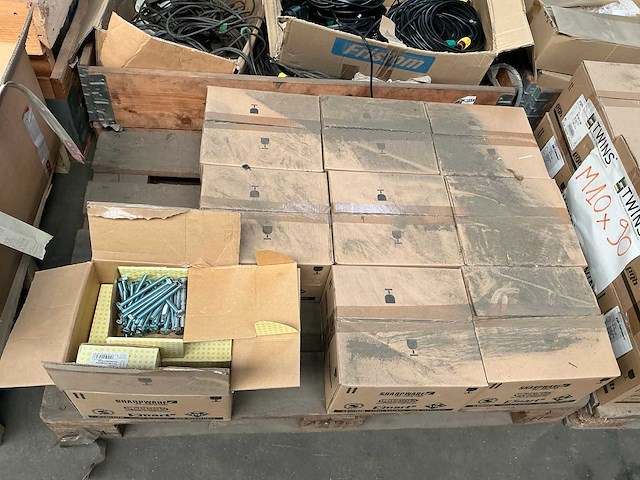 Partij bevestigingsmaterialen - afbeelding 3 van  10