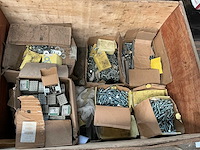 Partij bevestigingsmaterialen - afbeelding 8 van  10