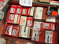 Partij bevestigingsmaterialen - afbeelding 10 van  16