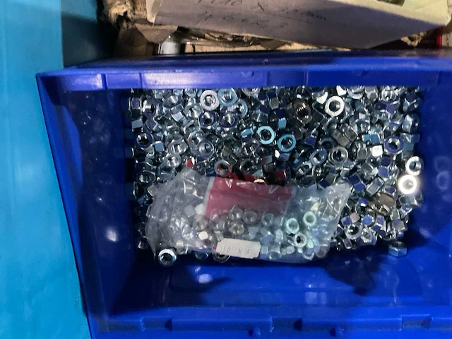 Partij bevestigingsmaterialen - afbeelding 7 van  12