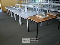 Partij bibliotheek meubelen - afbeelding 1 van  5