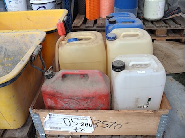 Partij bidons - afbeelding 3 van  3