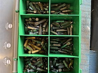 Partij bitjes in doos - afbeelding 1 van  5