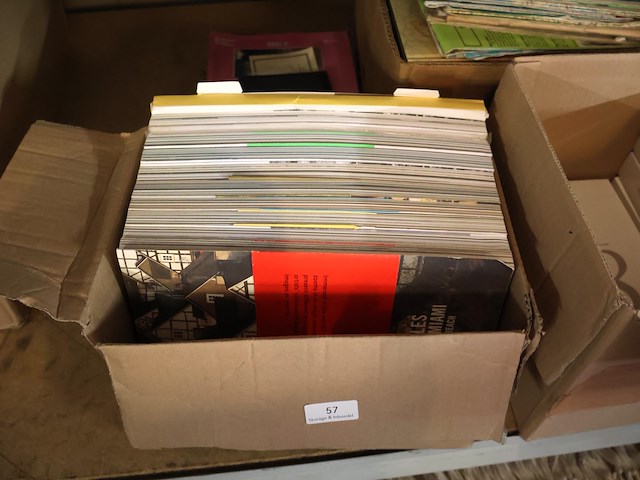 Partij boeken en magazines - afbeelding 2 van  6