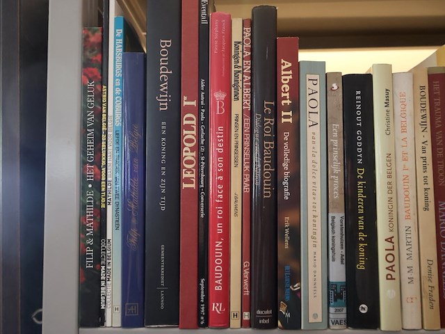 Partij boeken koningshuis (plm 30) - afbeelding 2 van  3