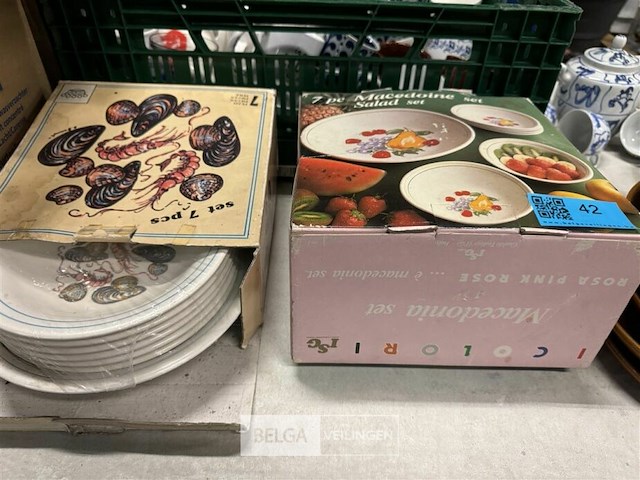 Partij borden - kommen - tassen enz. - afbeelding 6 van  6