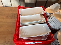 Partij borden en schalen - afbeelding 2 van  4