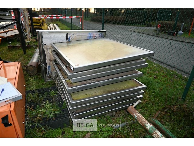 Partij borden met straatplan - afbeelding 1 van  6