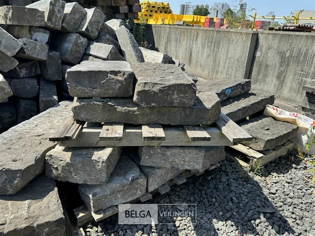 Partij borduren op pallet - afbeelding 2 van  4