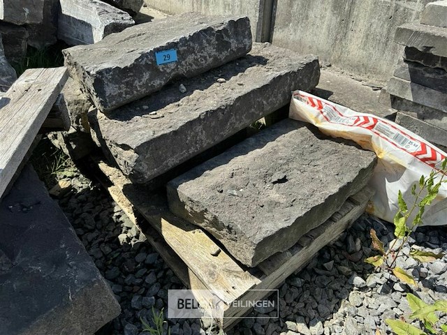 Partij borduren op pallet - afbeelding 2 van  5