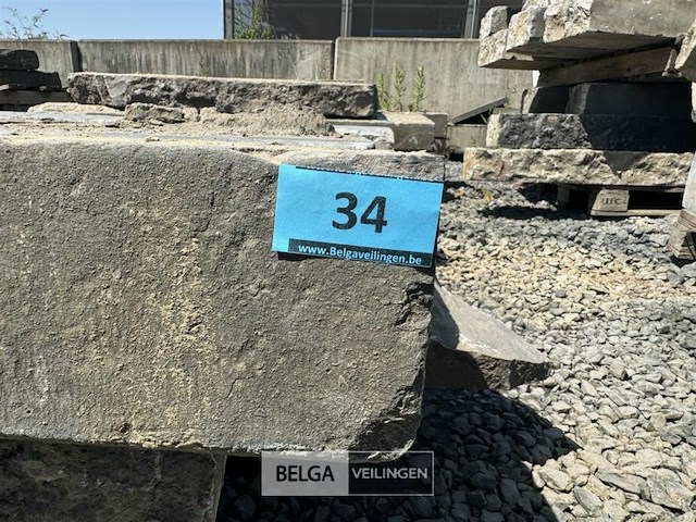 Partij borduren op pallet - afbeelding 4 van  4
