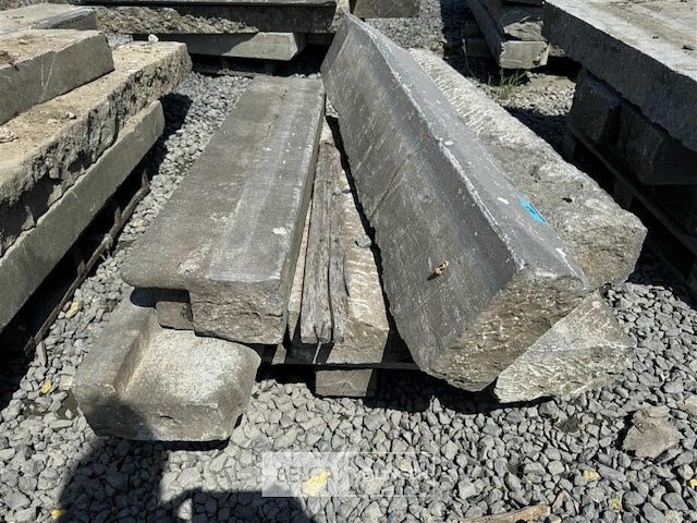 Partij borduren op pallet - afbeelding 3 van  8