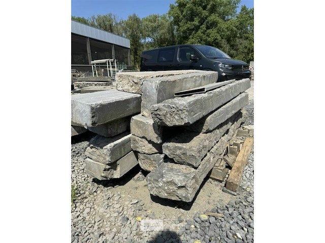 Partij borduren op pallet - afbeelding 7 van  9