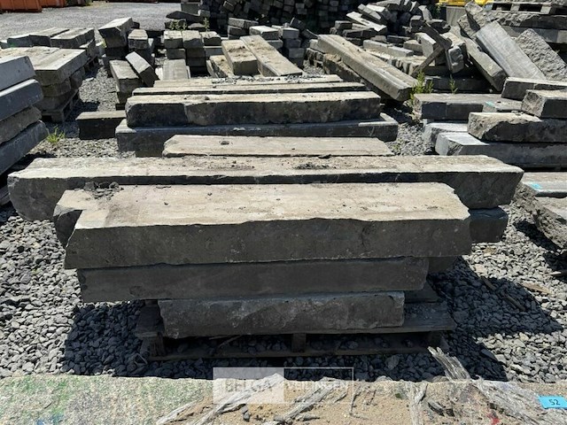 Partij borduren op pallet - afbeelding 2 van  6