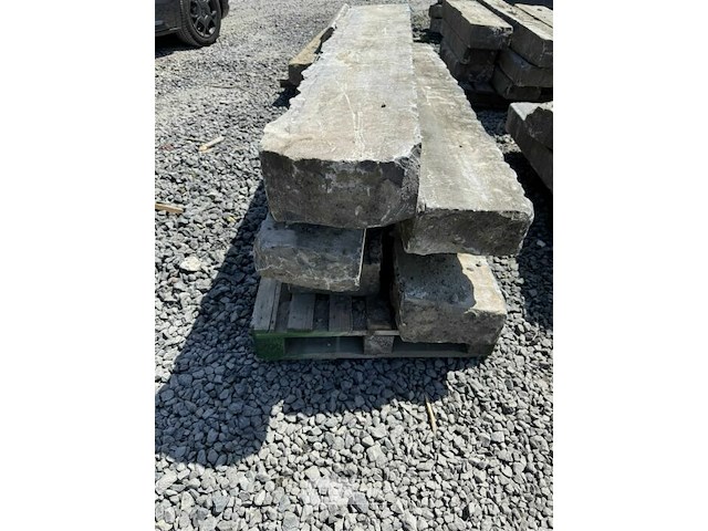 Partij borduren op pallet - afbeelding 4 van  6