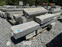 Partij borduren op pallet - afbeelding 1 van  4