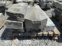 Partij borduren op pallet - afbeelding 3 van  4