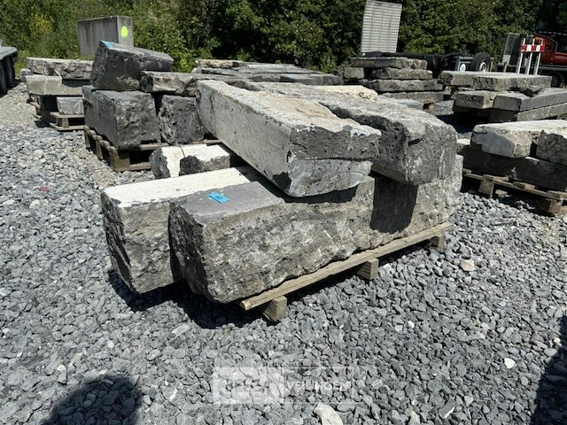 Partij borduren op pallet - afbeelding 1 van  5
