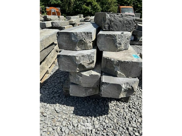 Partij borduren op pallet - afbeelding 4 van  6