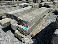 Partij borduren op pallet - afbeelding 1 van  4