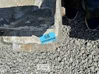 Partij borduren op pallet - afbeelding 4 van  4