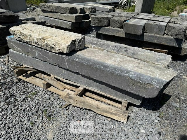 Partij borduren op pallet - afbeelding 1 van  5