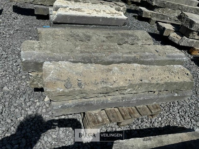 Partij borduren op pallet - afbeelding 3 van  4