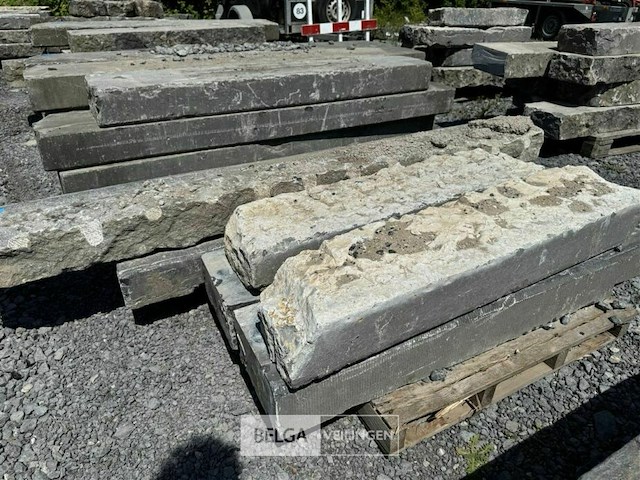Partij borduren op pallet - afbeelding 1 van  6