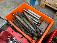 Partij boren en handgereedschap - afbeelding 8 van  13