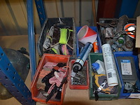 Partij boren in pvc bakjes, gereedschap, 10 stuks chemisch anker soudal - afbeelding 8 van  14