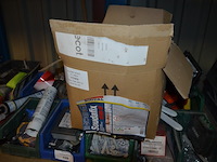 Partij boren in pvc bakjes, gereedschap, 10 stuks chemisch anker soudal - afbeelding 9 van  14