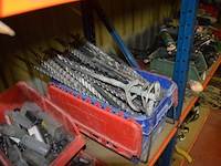Partij boren in pvc bakjes, gereedschap, 10 stuks chemisch anker soudal - afbeelding 13 van  14