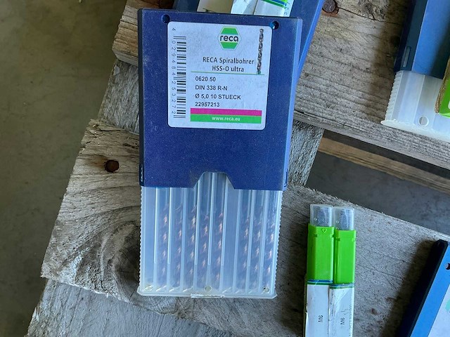 Partij boren, tap en bits gereedschappen - afbeelding 3 van  11