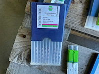 Partij boren, tap en bits gereedschappen - afbeelding 3 van  11