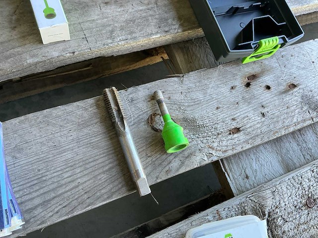 Partij boren, tap en bits gereedschappen - afbeelding 4 van  11