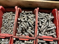 Partij bouten en moeren - afbeelding 4 van  6