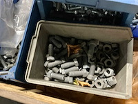 Partij bouten en moeren - afbeelding 6 van  9