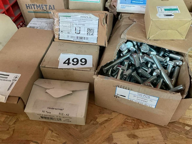Partij bouten en schroeven - afbeelding 2 van  7